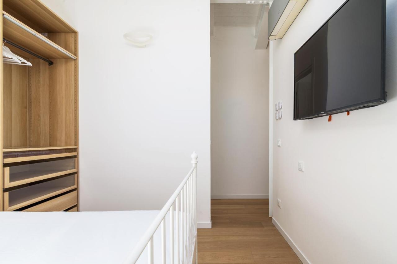 White Navigli Appartement *